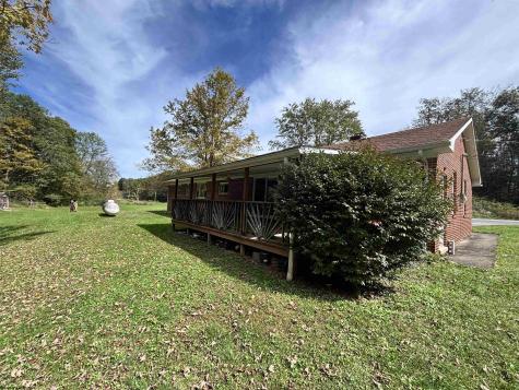 2031 Morgantown Pike Belington WV 26250
