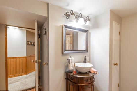 186 Green Acres Road Clarksburg WV 26301