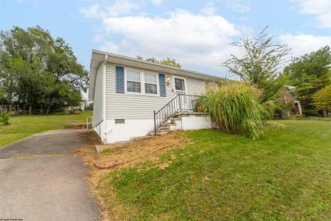 22 Eastgate Drive Morgantown WV 26508