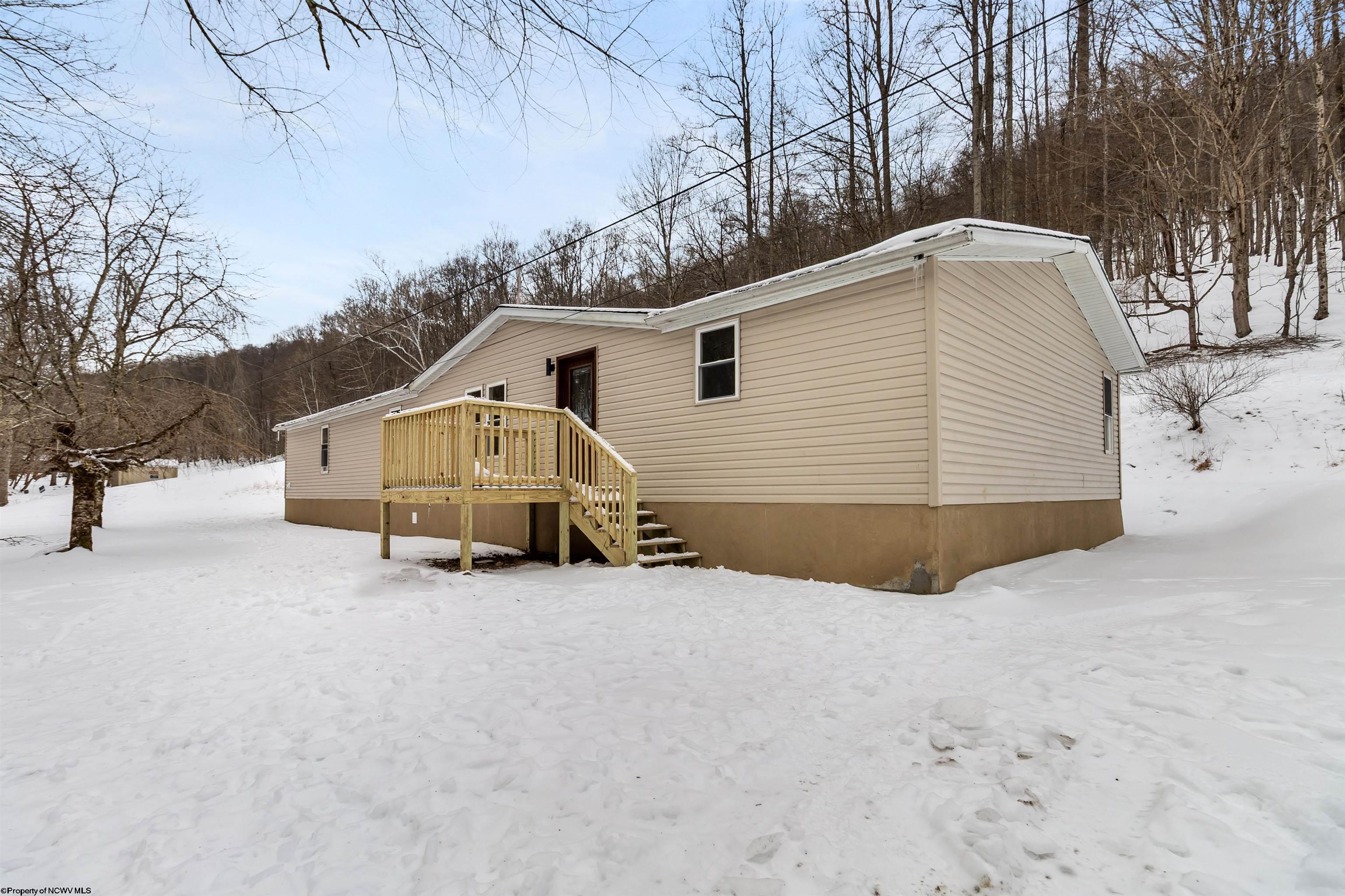 366 Samaria Road Fairmont WV 26554