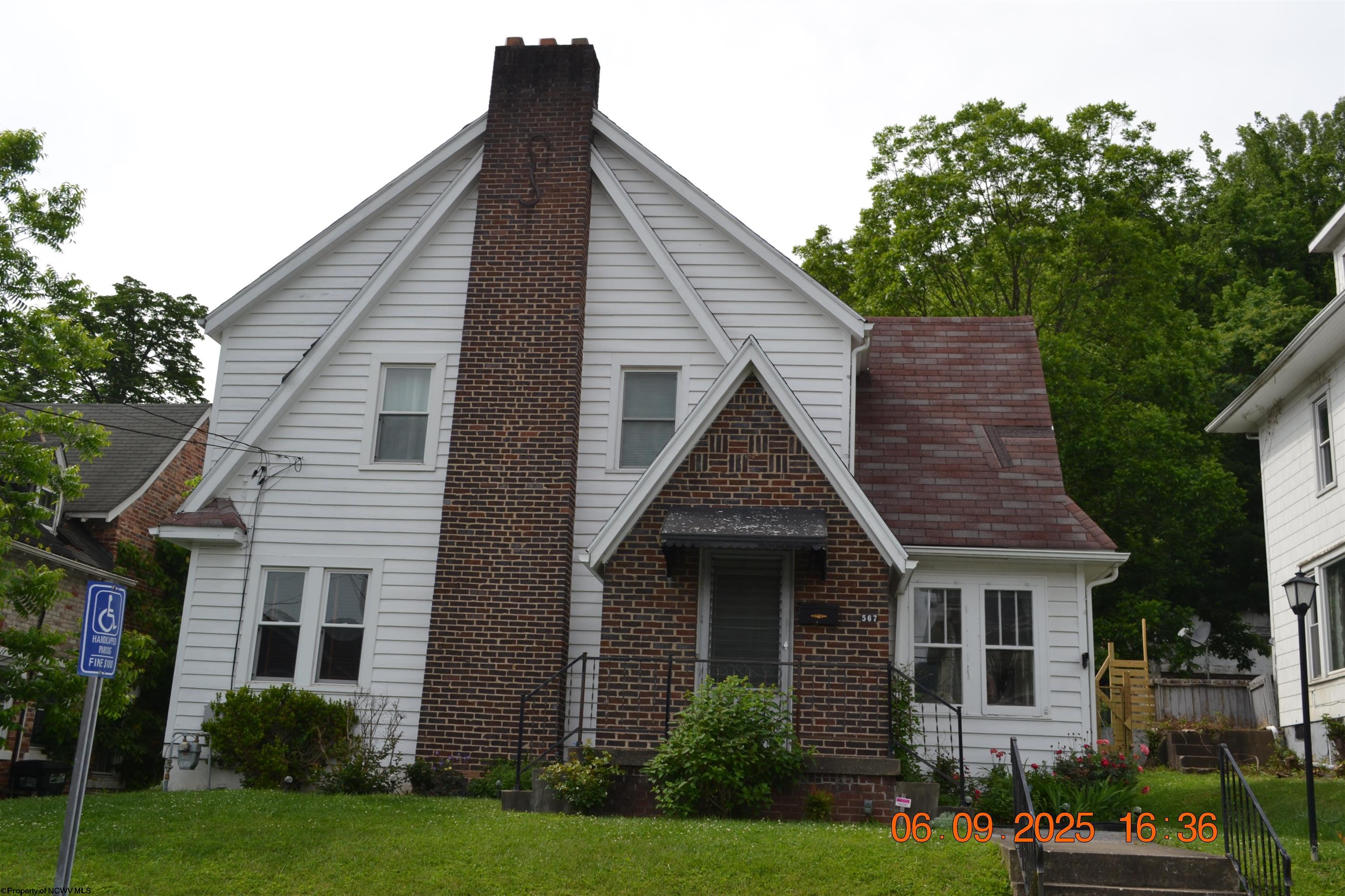 567 Center Avenue Weston WV 26452