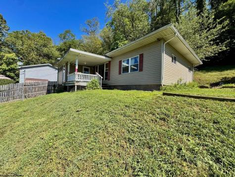 3097 Wateman Way Fairmont WV 26554