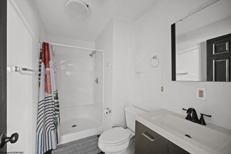 182 Beaver Lane Fairmont WV 26554