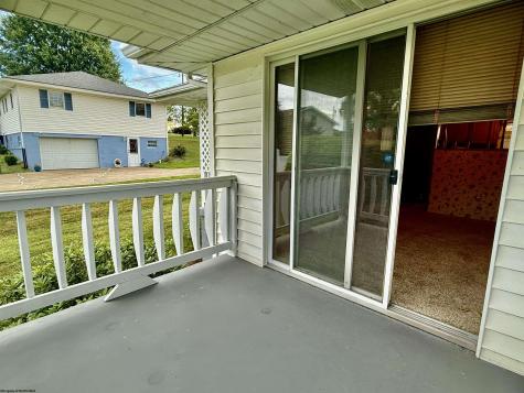 119 Golf Drive Fairmont WV 26554
