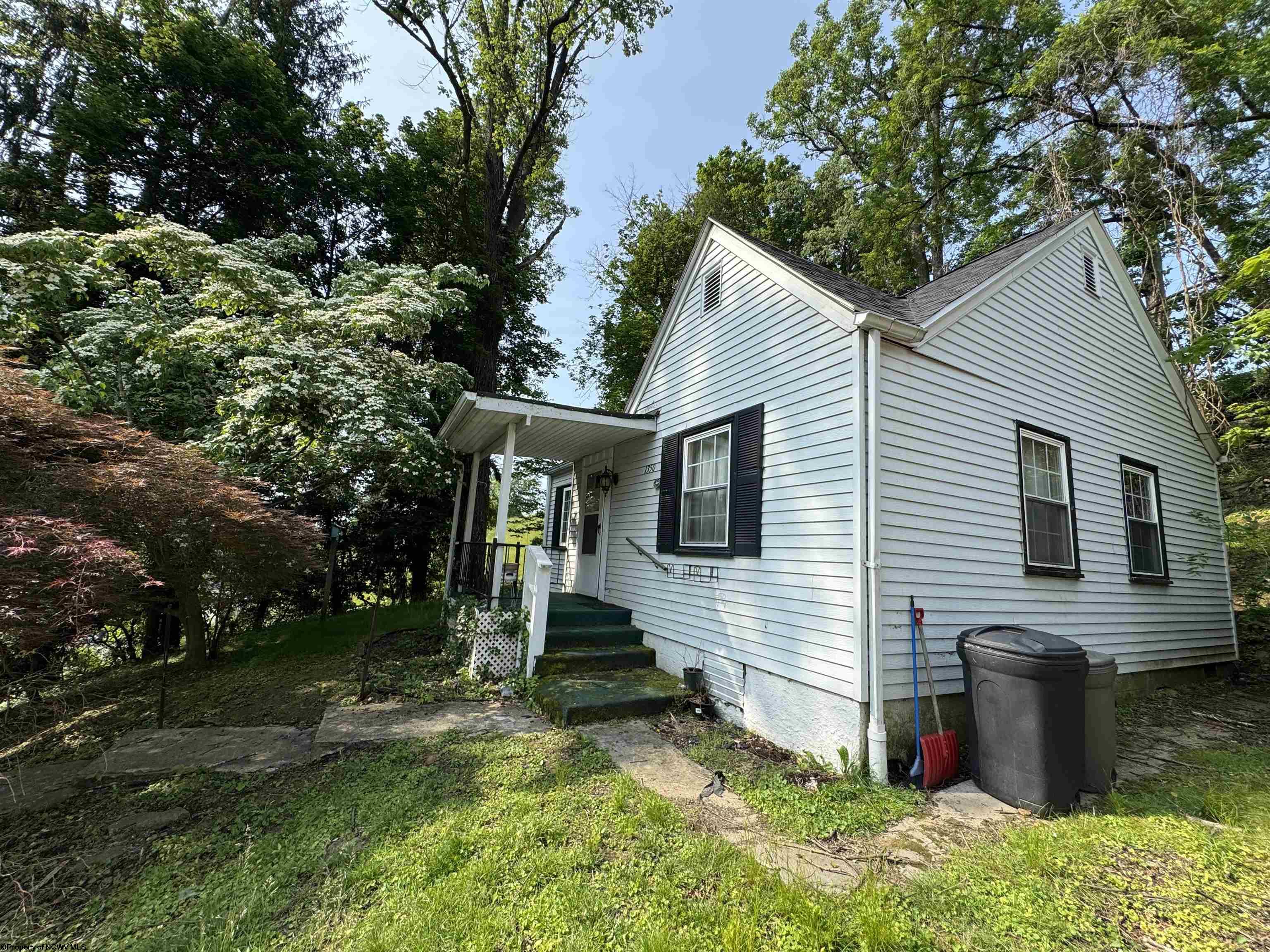 1350 College Park Fairmont WV 26554