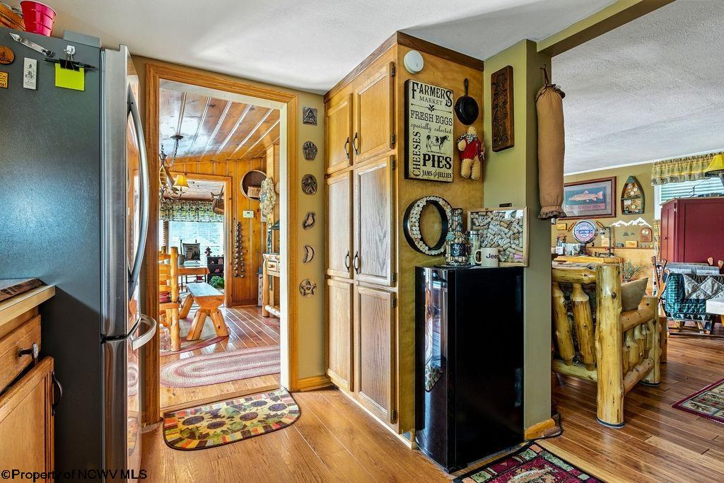 360 Lake Floyd Circle Bristol WV 26426-0000