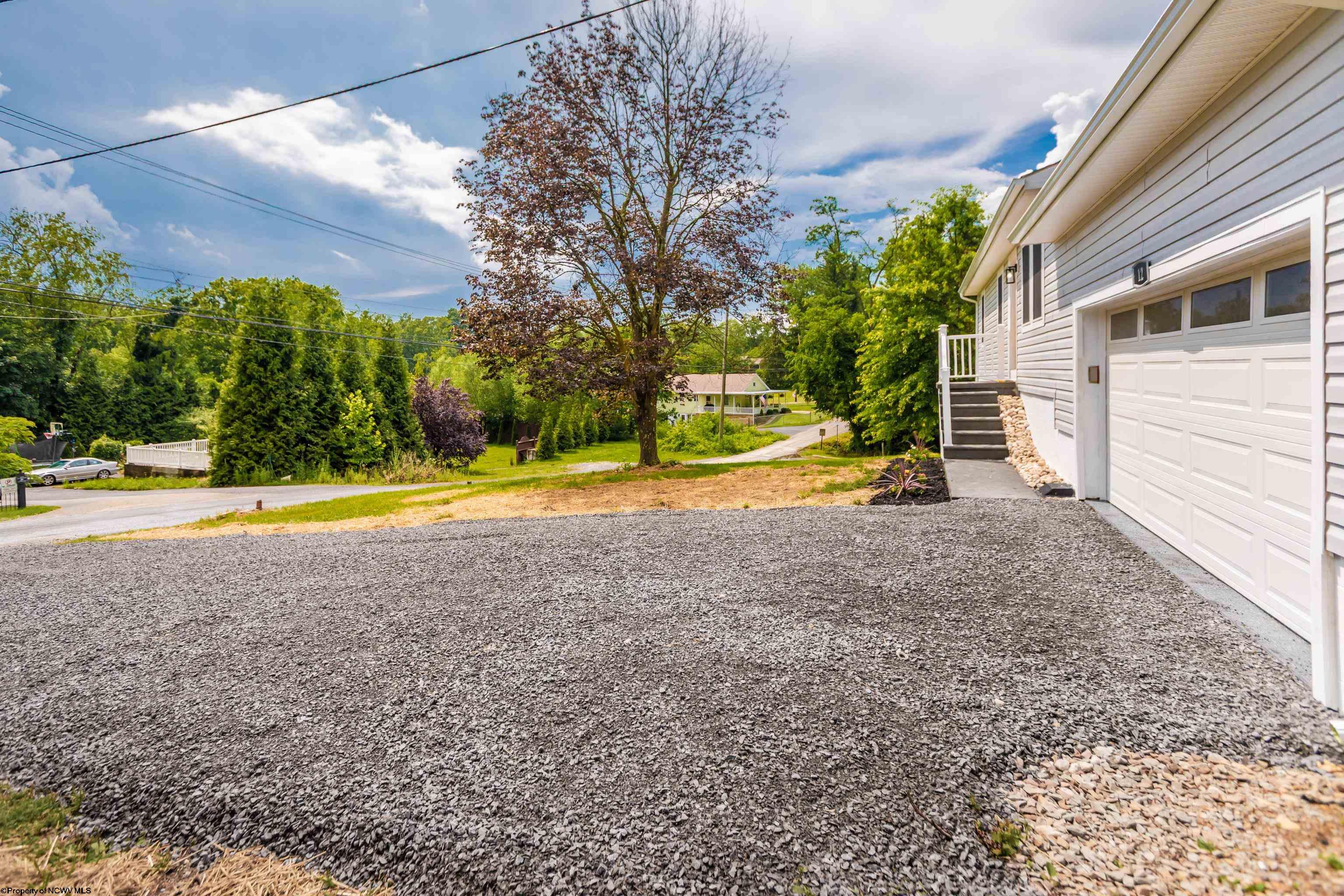 12 Goodwin Hill Road Morgantown WV 26508