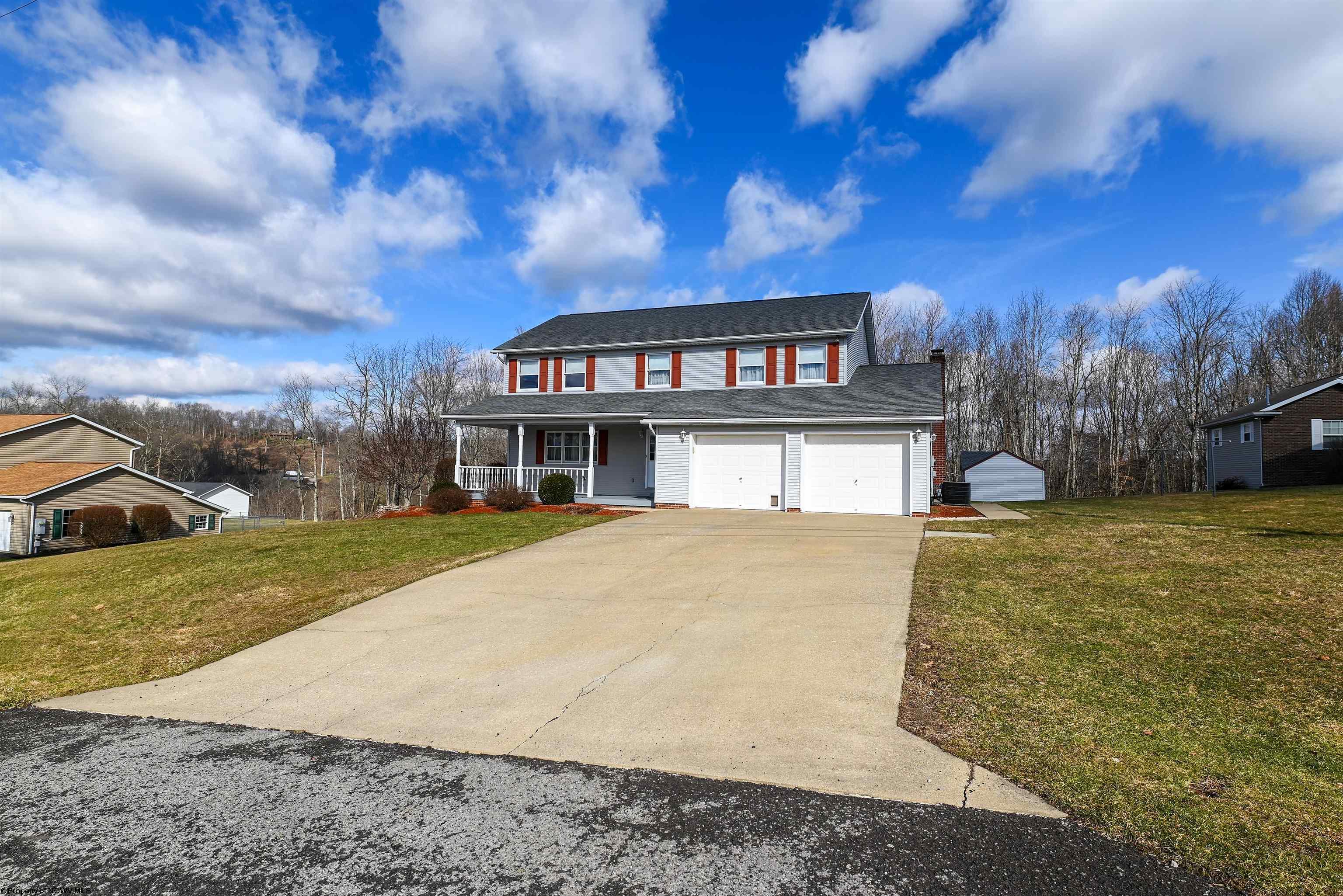 280 Deerfield Circle Kingwood WV 26537