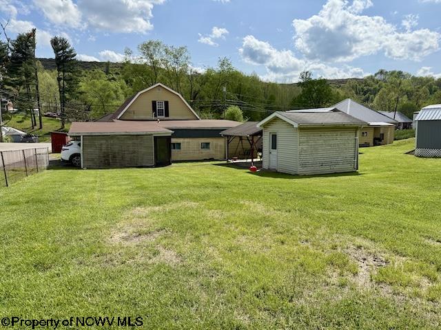 346 Parkway Avenue Anmoore WV 26323