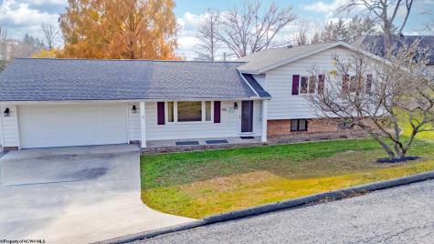 906 Briarwood Street Morgantown WV 26505