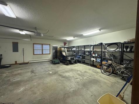 340 Saint James Drive Clarksburg WV 26301-9771