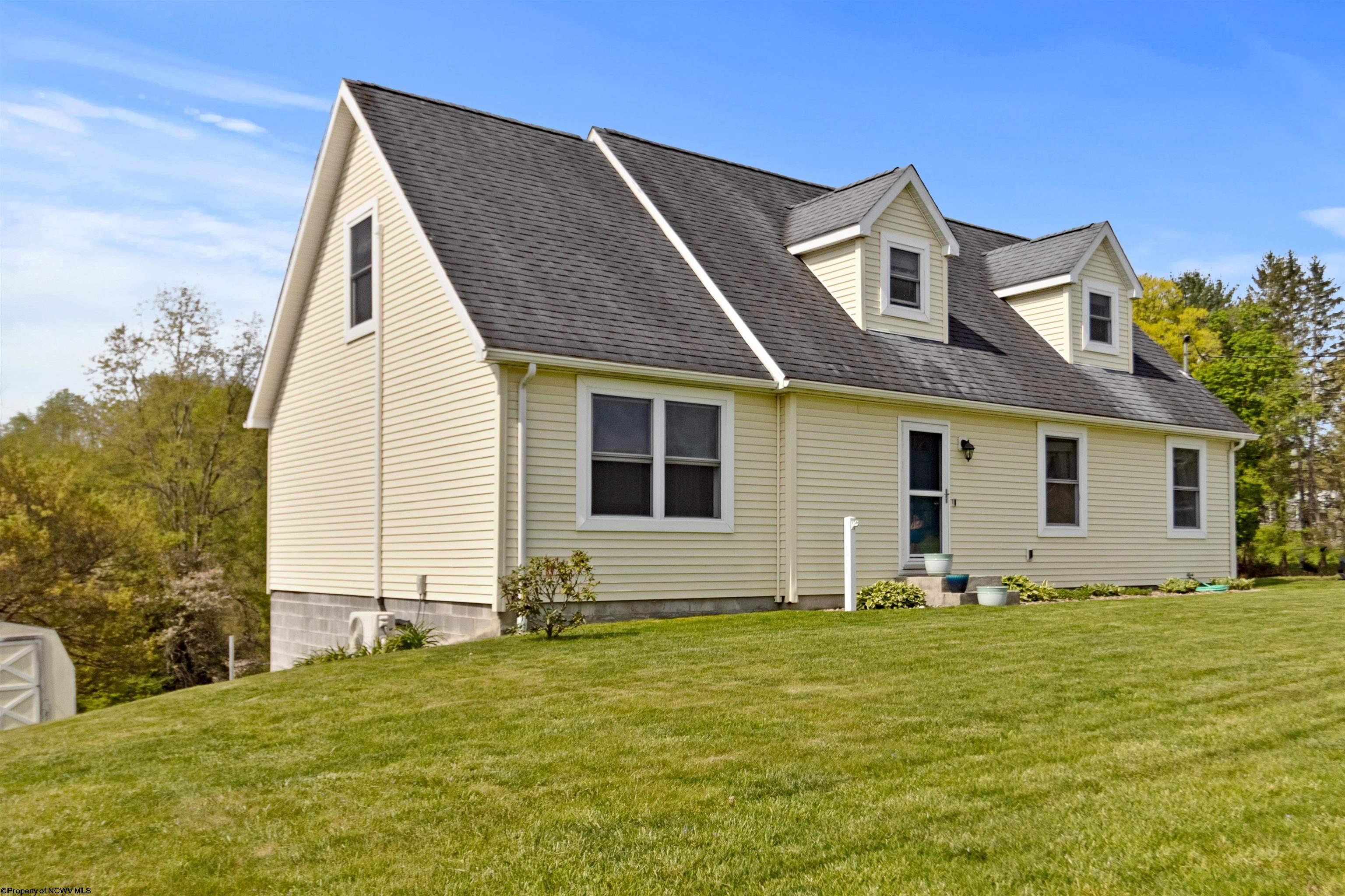 112 View Street Kingwood WV 26537