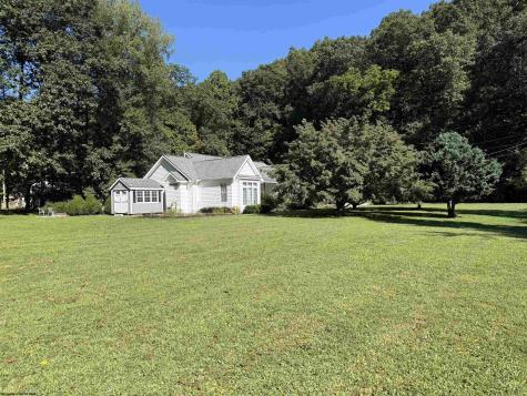 125 Amber Lane Fairmont WV 26554