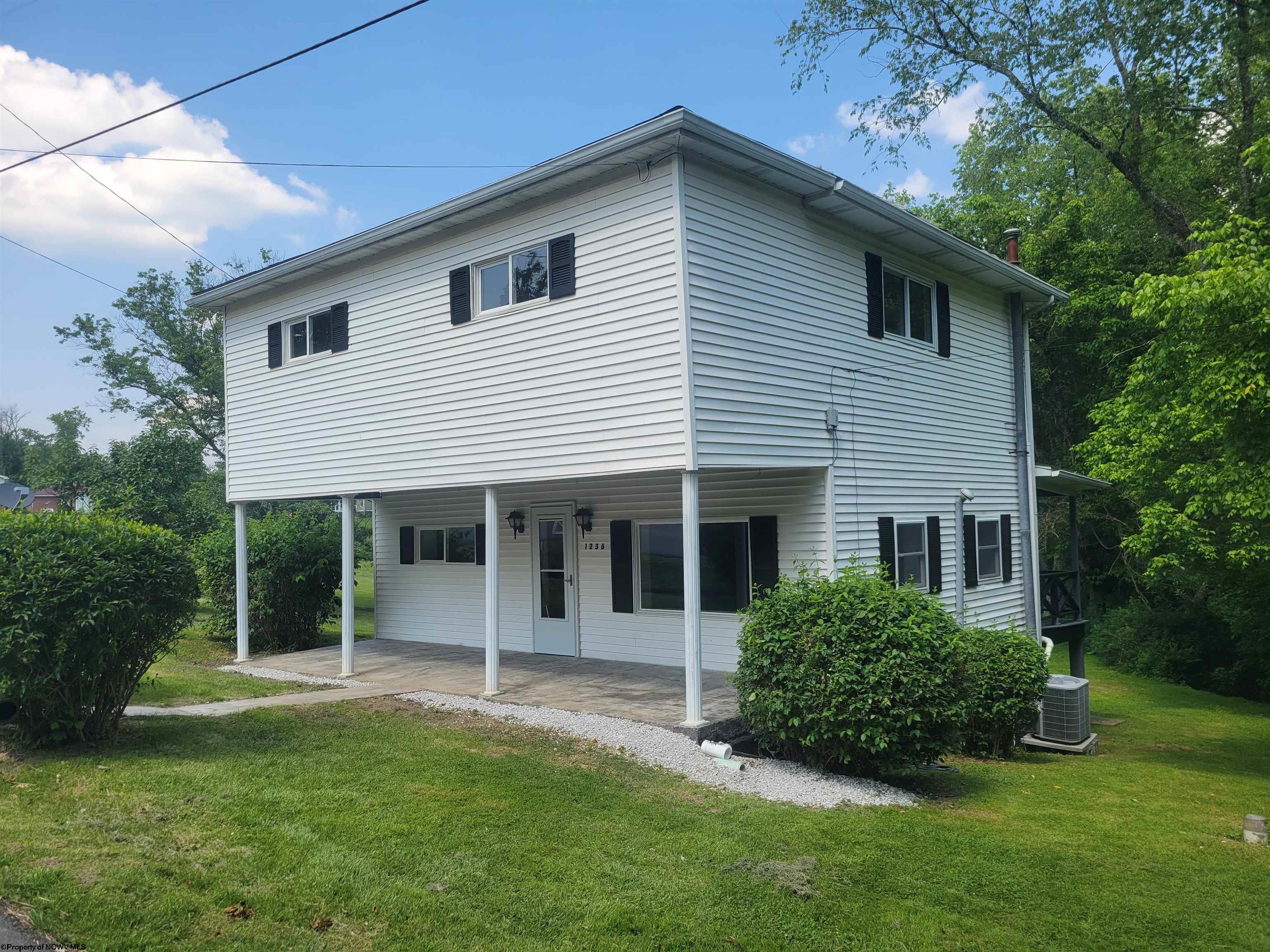 1236 Francis Mine Road Fairmont WV 26554