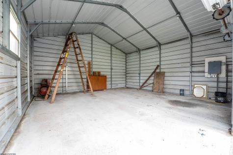305 Manley Street Barrackville WV 26559