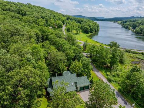 64 Wood Lily Court Terra Alta WV 26764