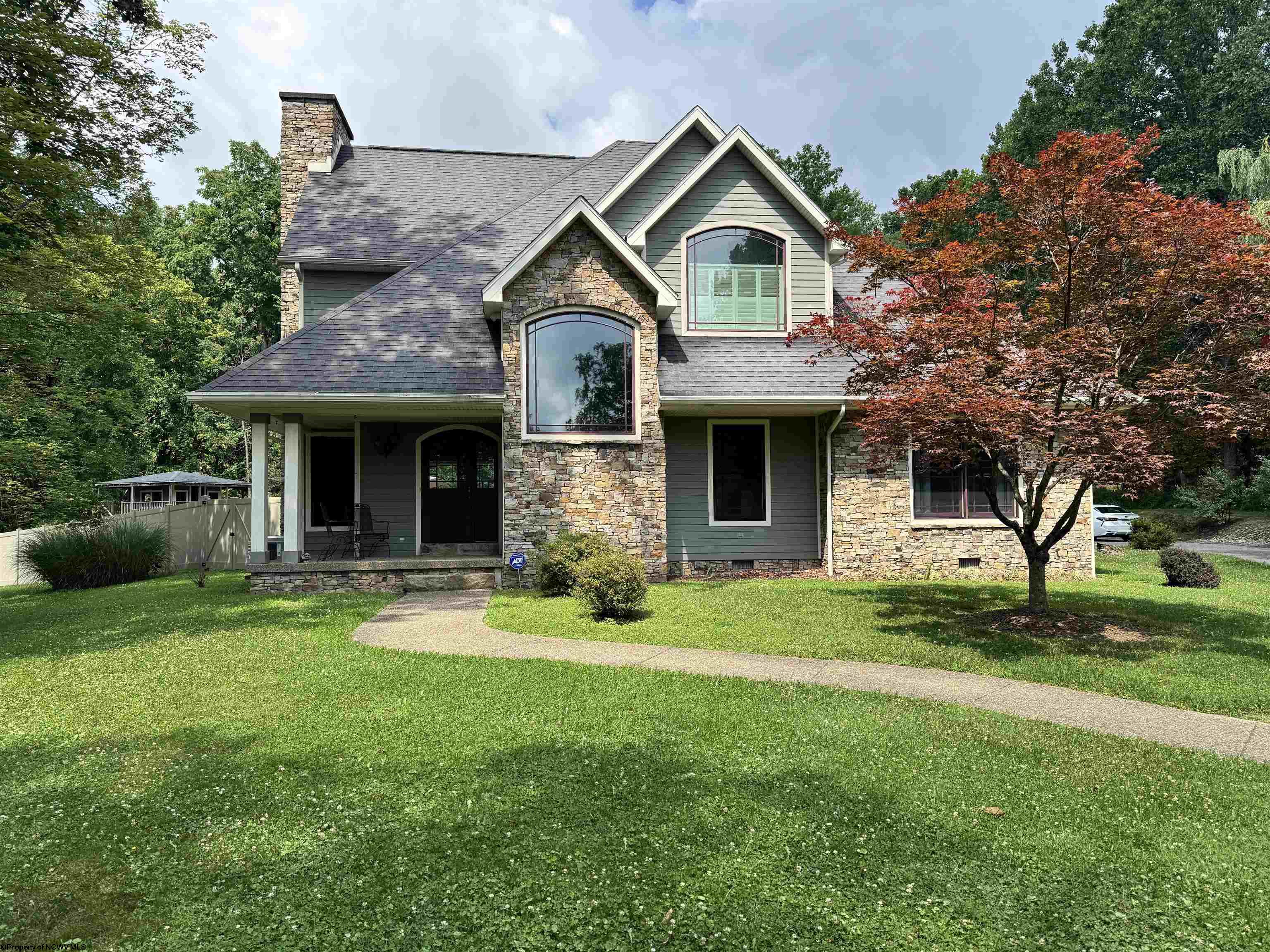100 Turkey Ridge Morgantown WV 26508