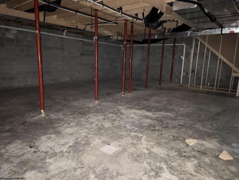 253 Sapphire Lane Dryfork WV 26263-0000