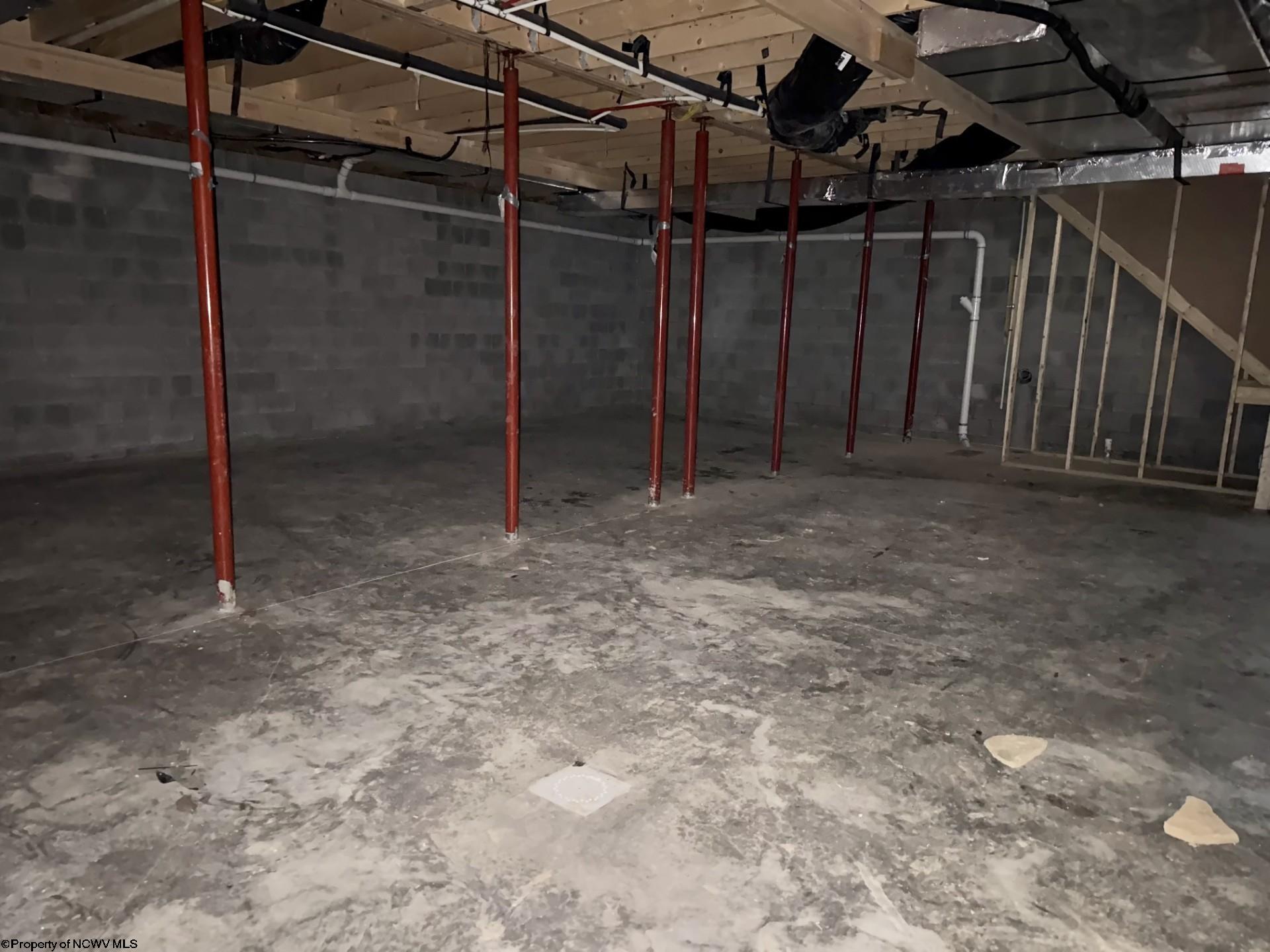 253 Sapphire Lane Dryfork WV 26263-0000