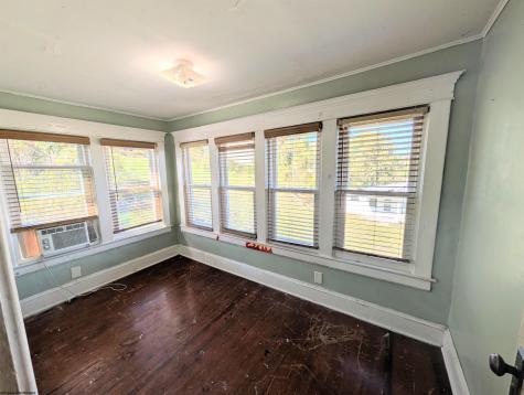 1527 Farland Avenue Clarksburg WV 26301