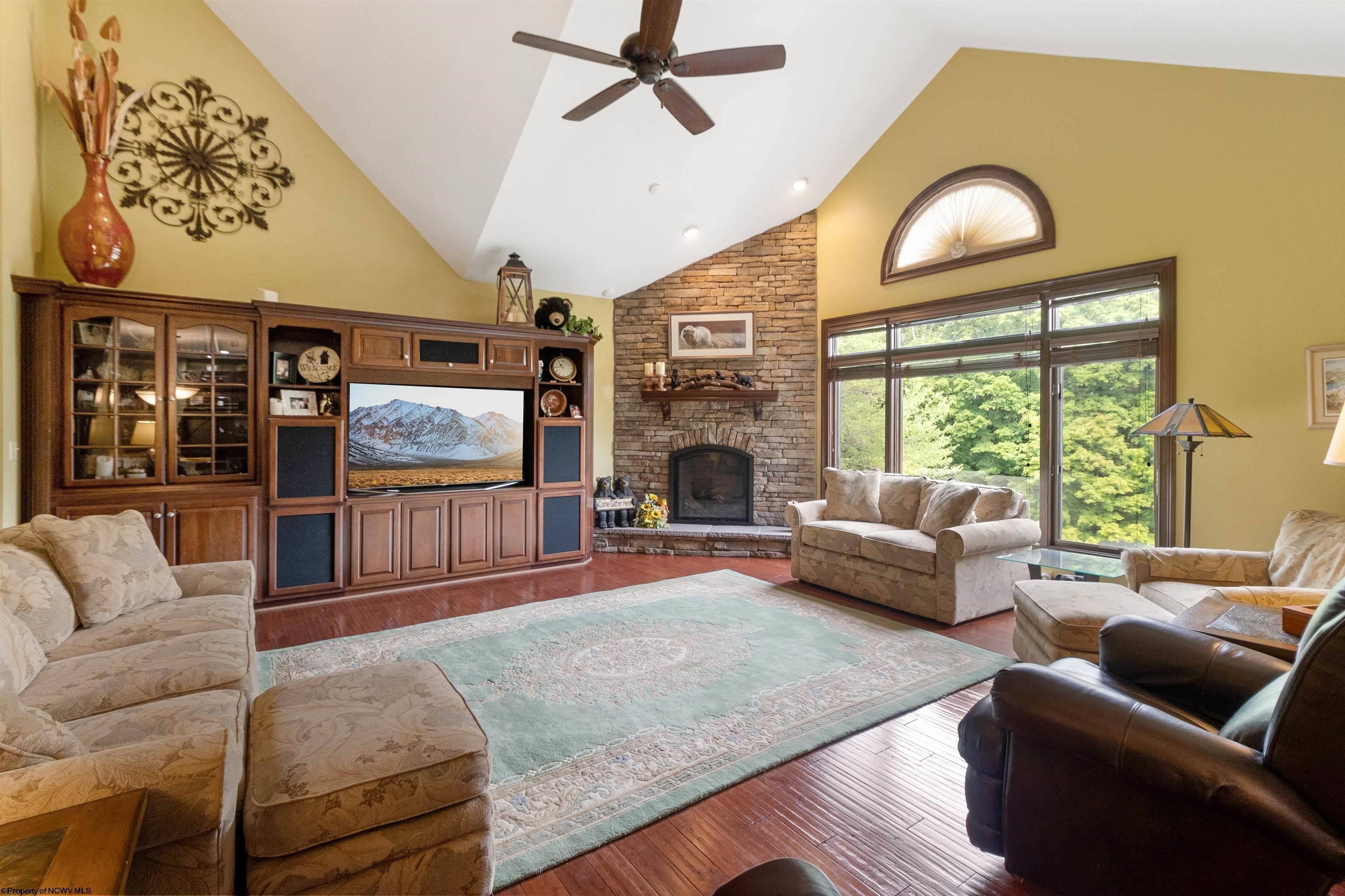 7218 Scottsdale Road Fairmont WV 26554