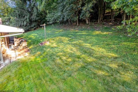 503 Riverview Avenue Westover WV 26501