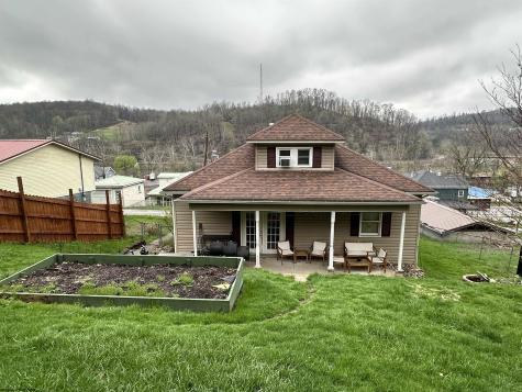 1203 Chambers Street Grafton WV 26354