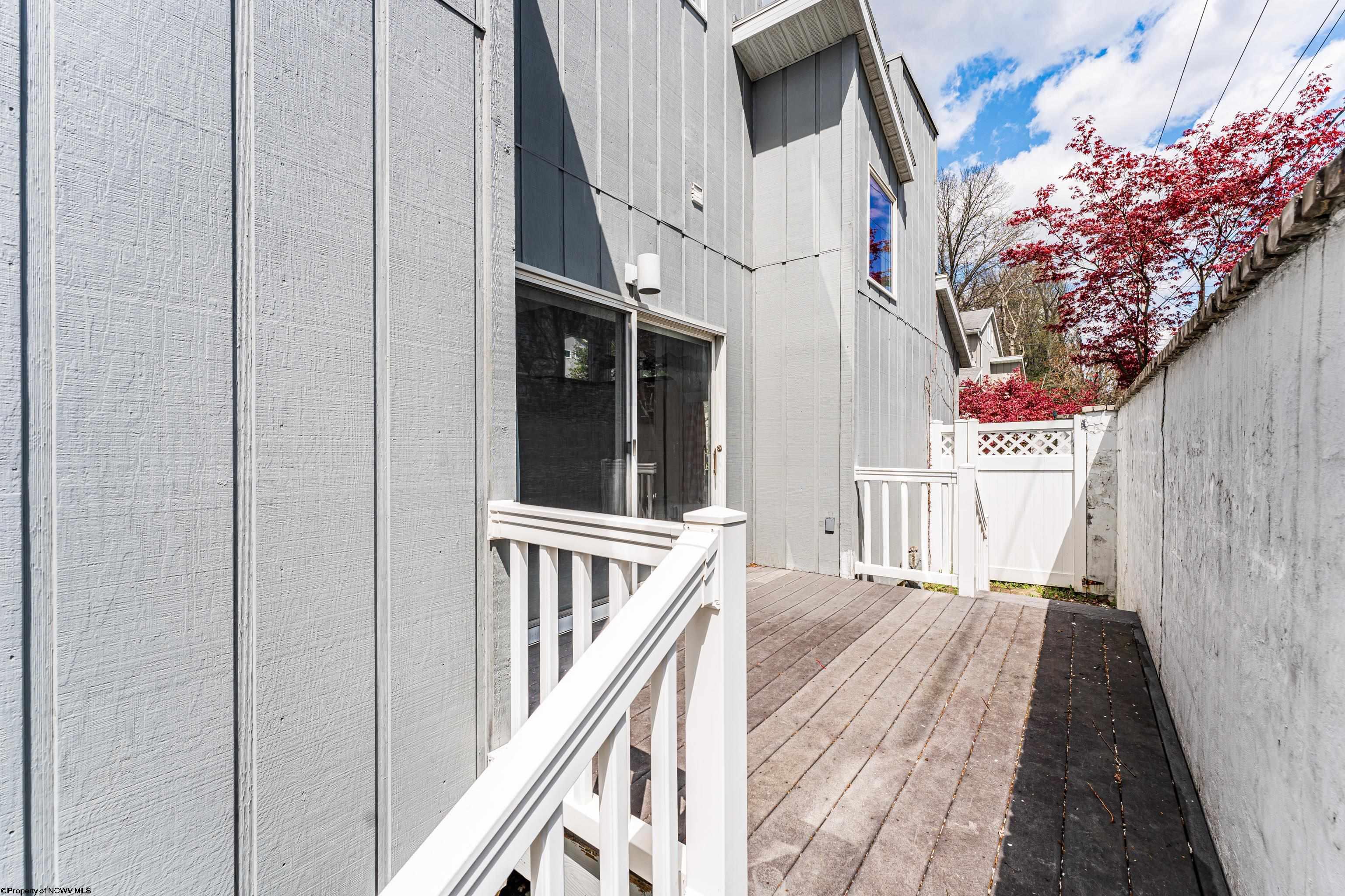 898 Stewart Place Morgantown WV 26505