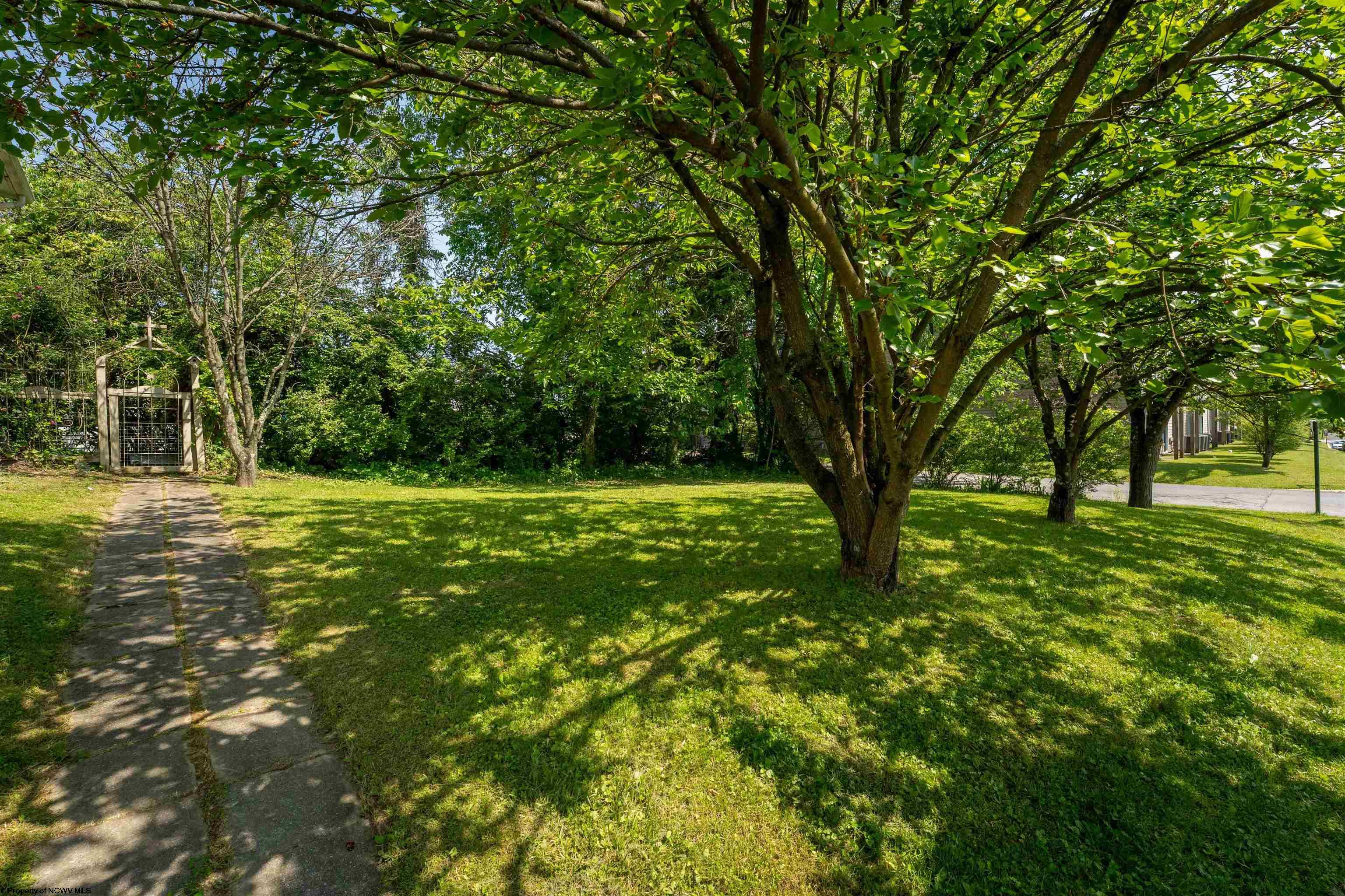 454 Kensington Avenue Star City WV 26505