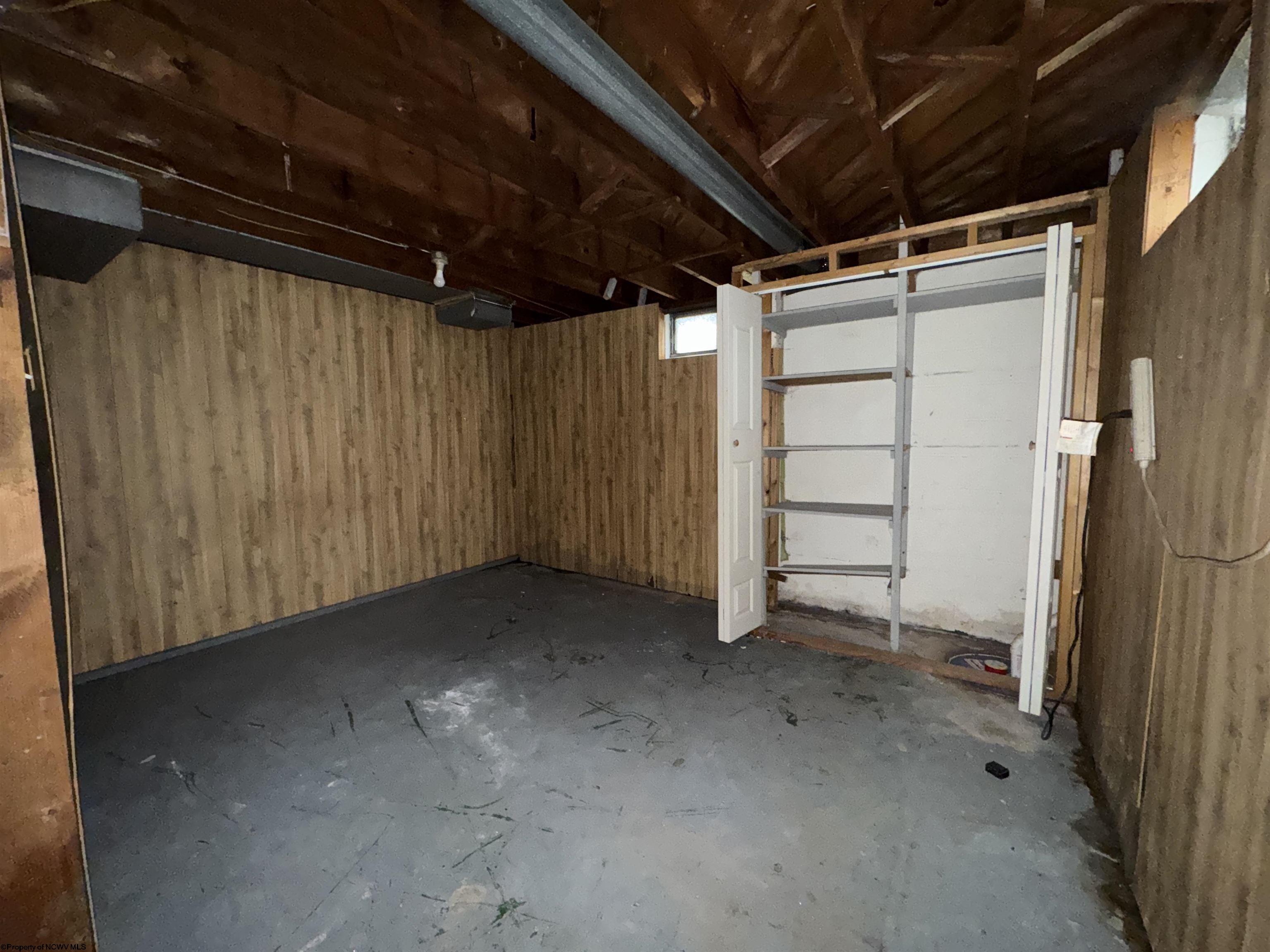 511 Maryland Avenue Nutter Fort WV 26301