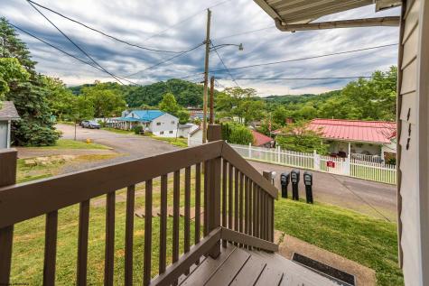 448 Pleasant Hill Avenue Morgantown WV 26505