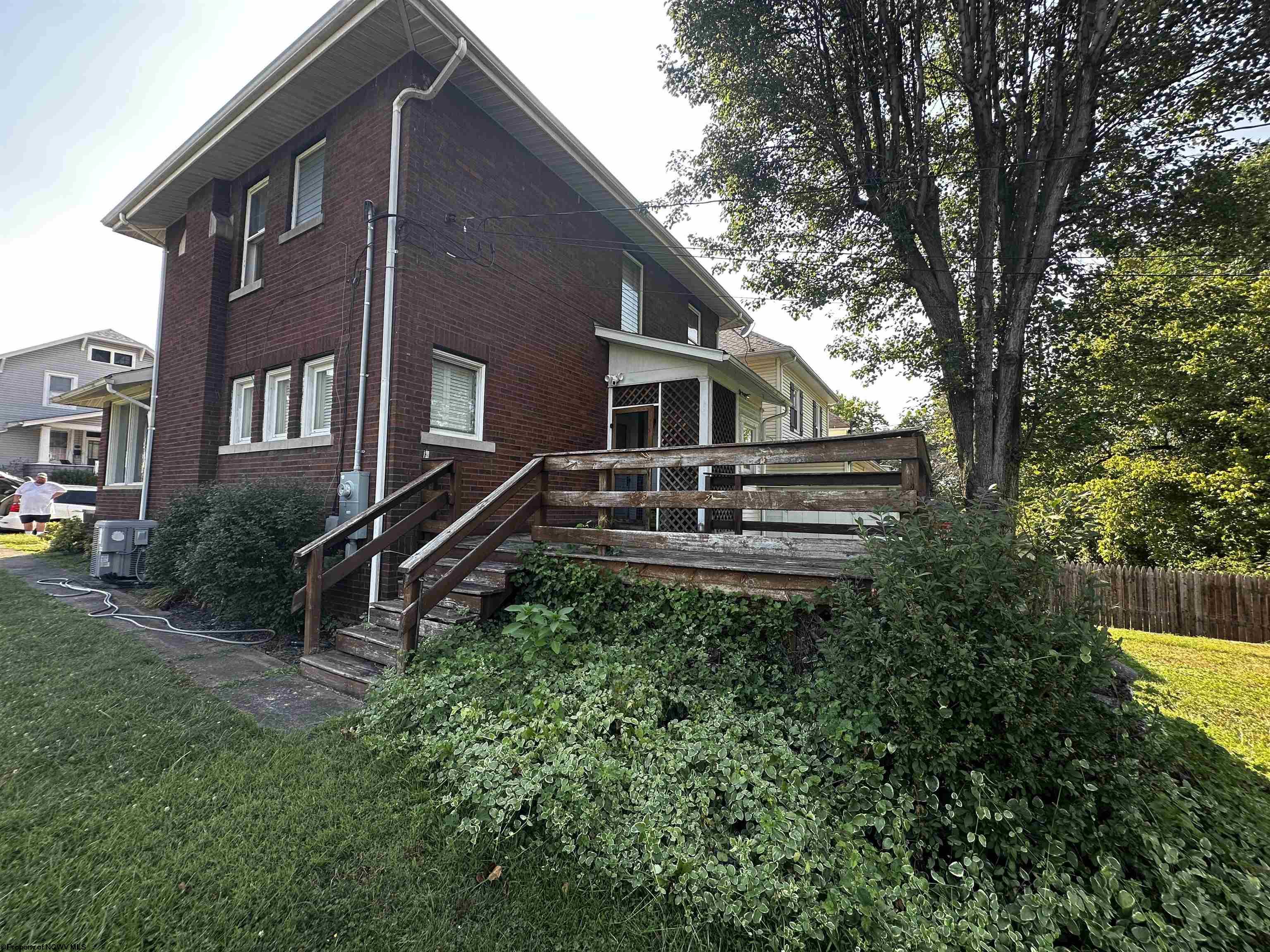 216 Concord Street Clarksburg WV 26301
