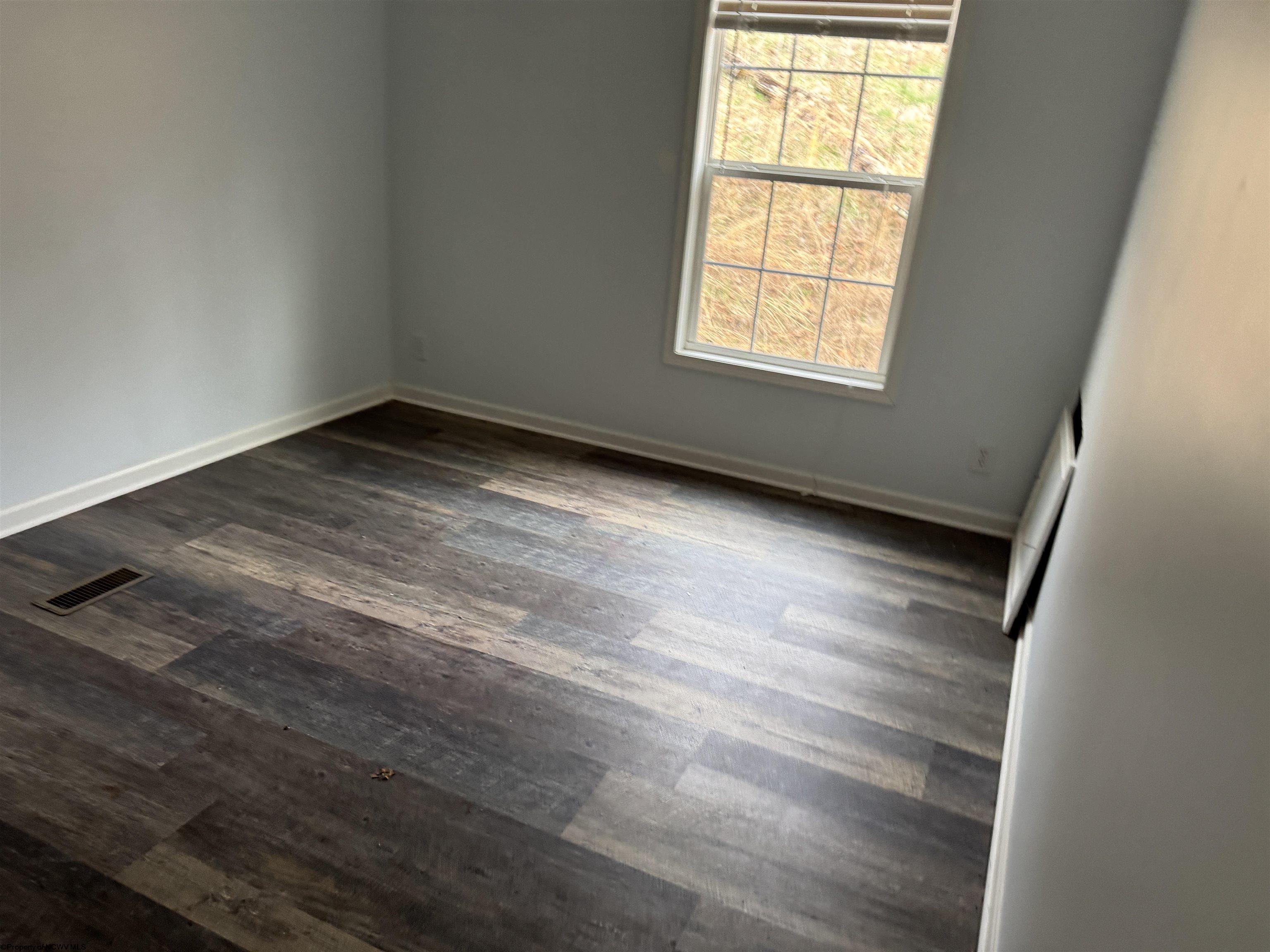 31 Sanctuary Way Worthington WV 26591