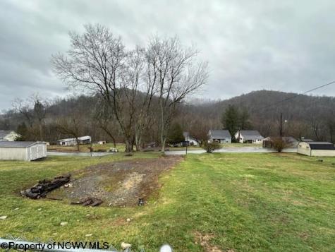 814 Center Avenue Monongah WV 26554