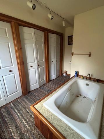 5189 Vadis Road Alum Bridge WV 26321