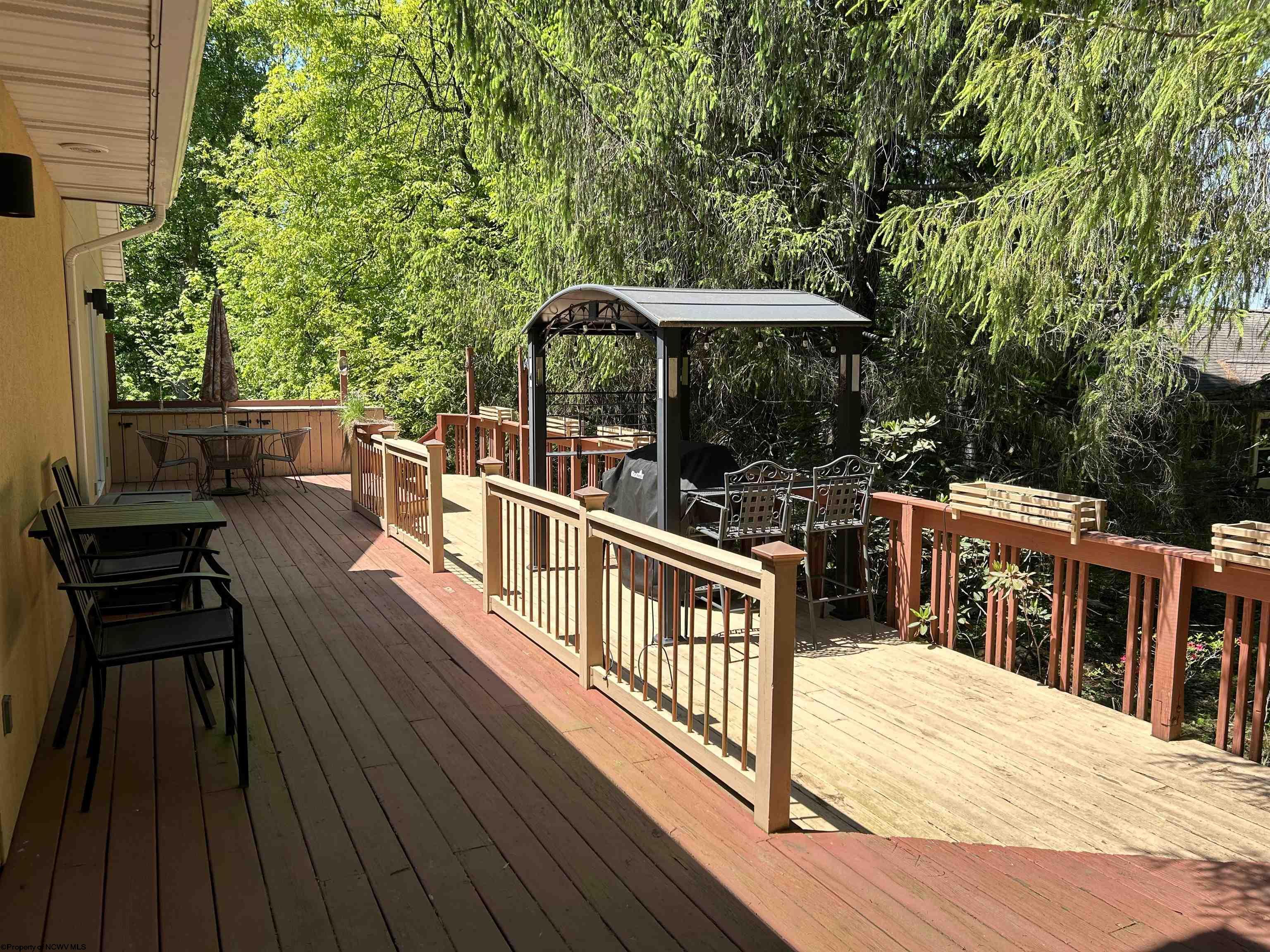 4 Candlelight Drive, Morgantown, WV | 10149085 | Railey Realty