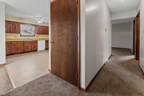 136 W 2nd Street Westover WV 26501