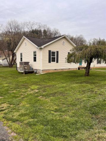 115 Valley Street Salem WV 26426