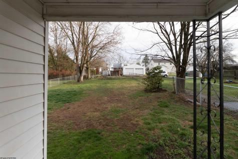 218 Cherry Street Bridgeport WV 26330