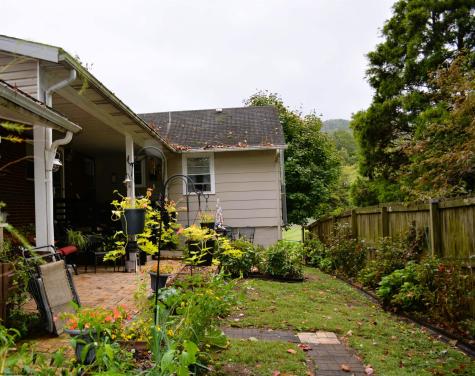 570 Locust Avenue Weston WV 26452