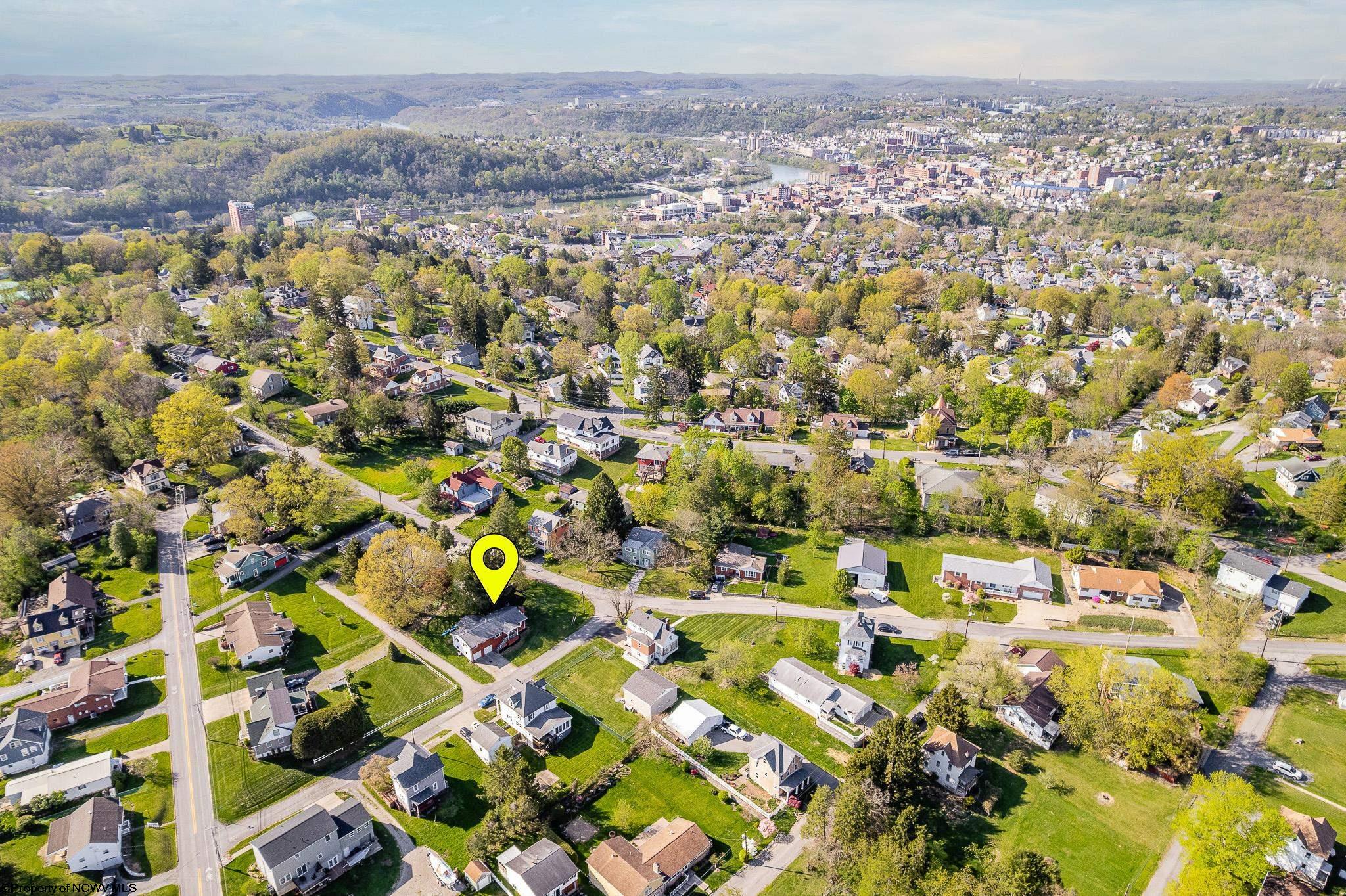 161 Oliver Street Morgantown WV 26501