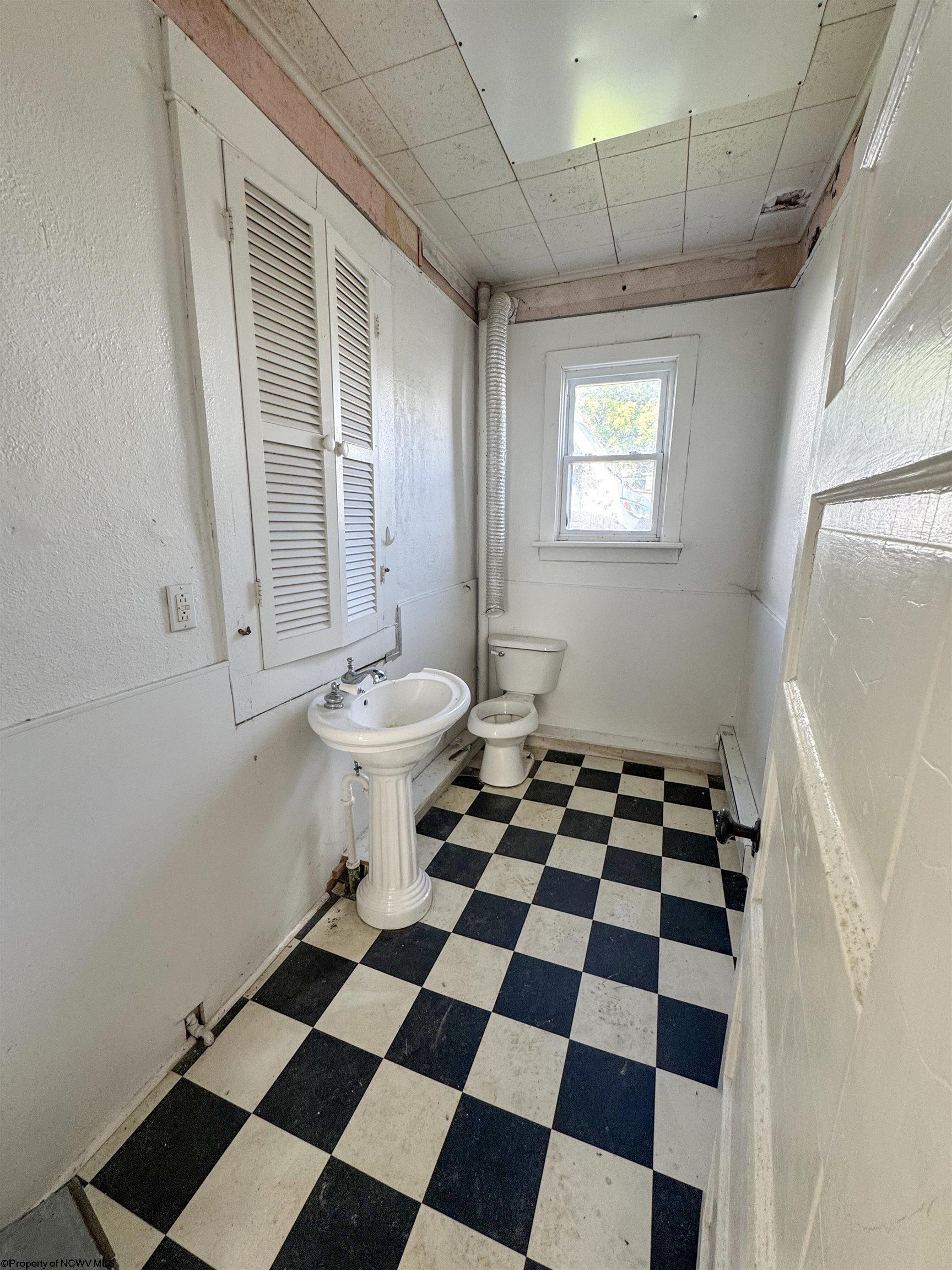 621 Louise Avenue Morgantown WV 26505