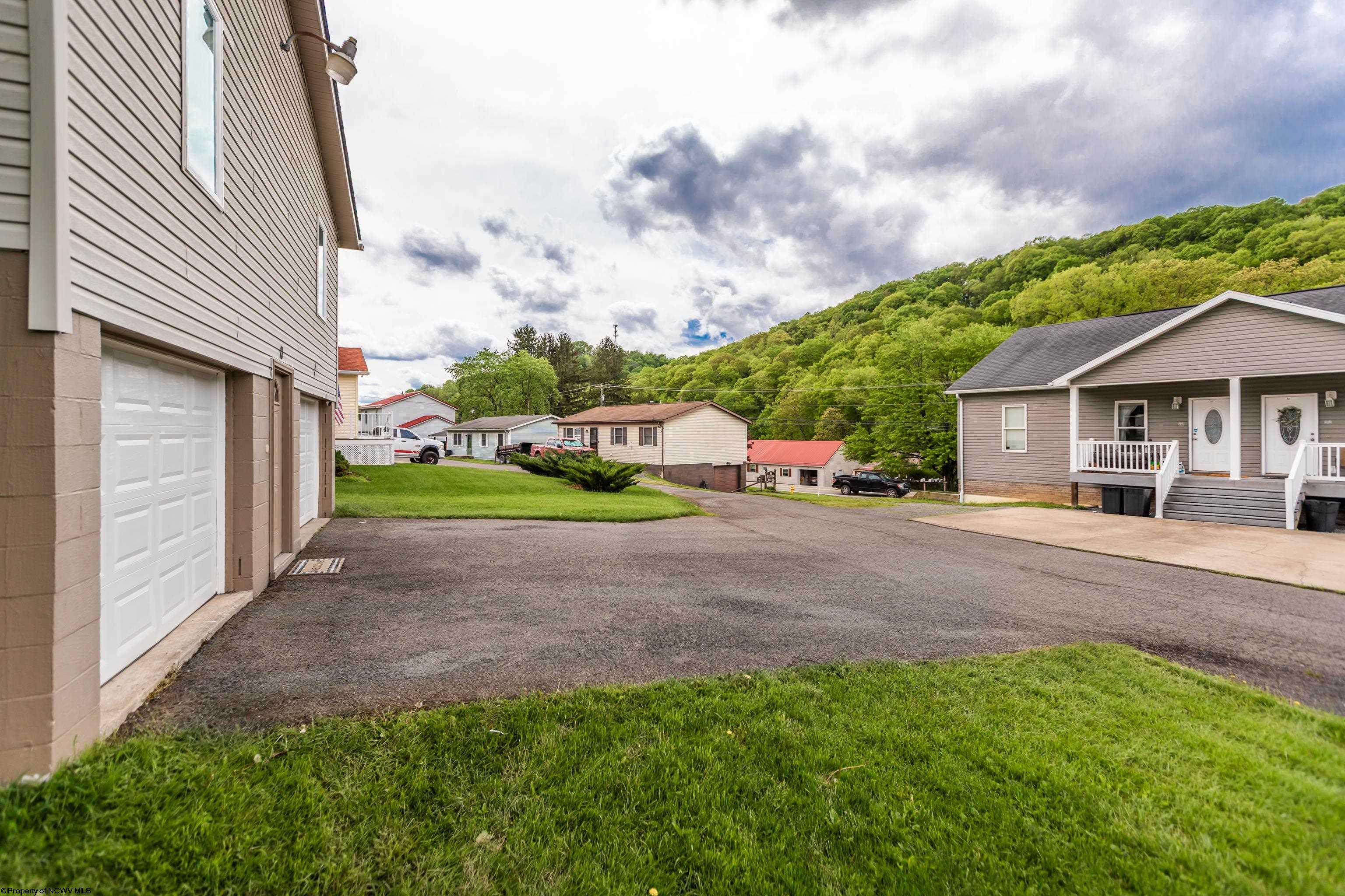 11 Pioneer Villas, Morgantown, WV | 10159420 | Railey Realty