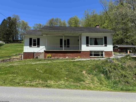 825 Colfax Road Fairmont WV 26554