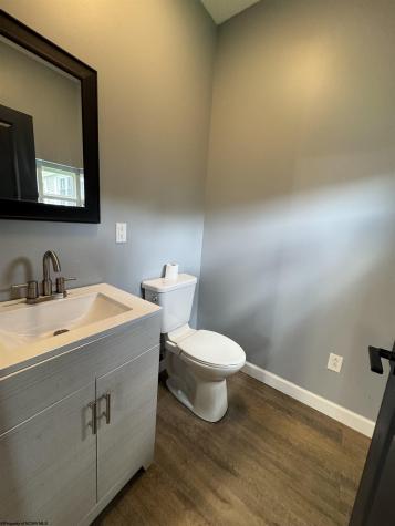 8356 3rd Street Stonewood WV 26301-8022